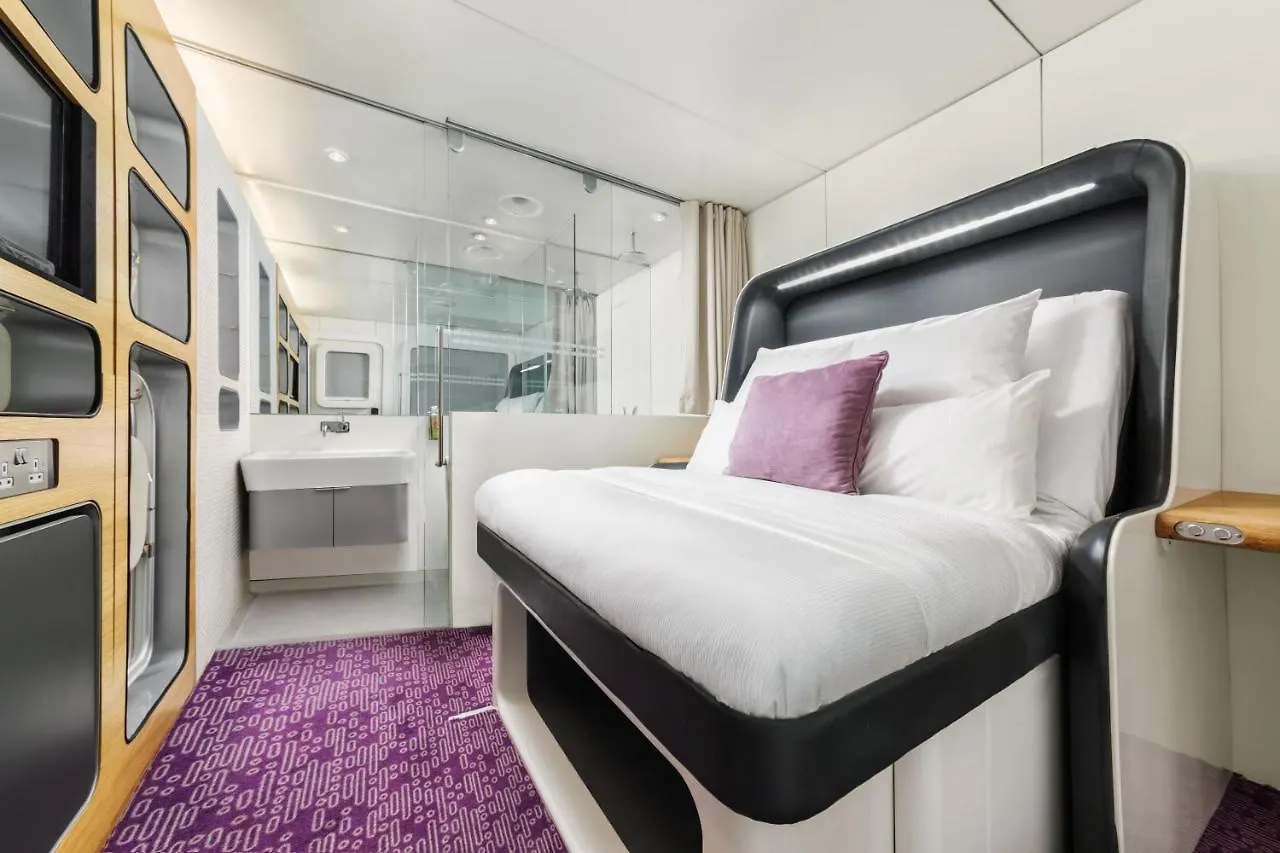 Yotelair London Heathrow Airport 3*, Hillingdon United Kingdom