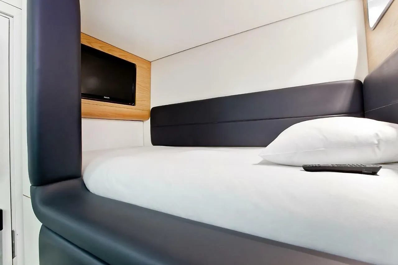 *** Hotel Yotelair London Heathrow Airport United Kingdom